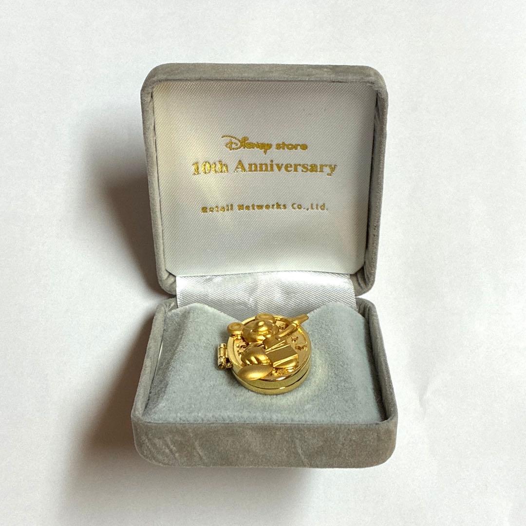 ディズニー ミッキー ピンバッジ