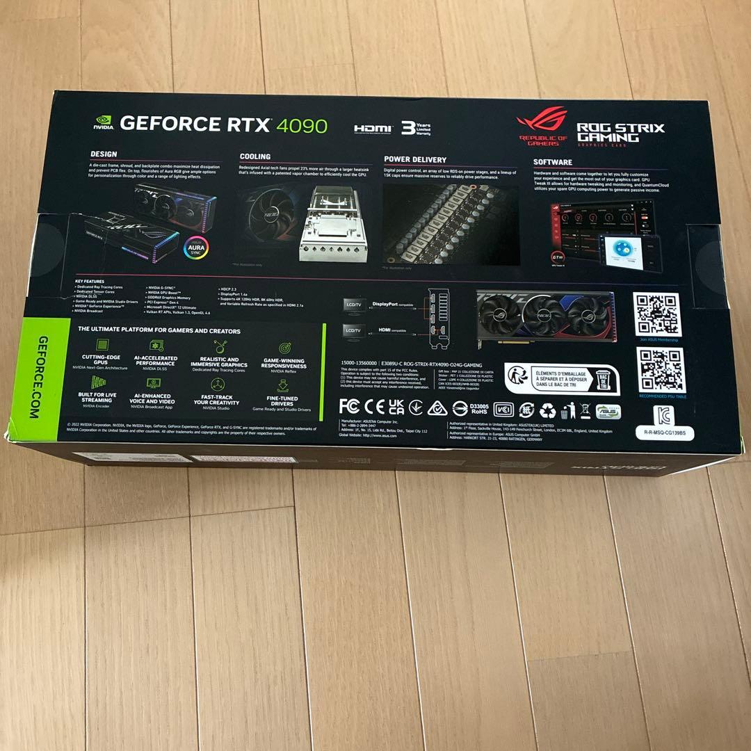 ASUS RTX 4090 ヒートシンク　3連　ファン　バックプレート　LED