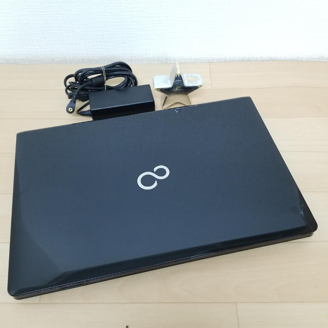 期間限定 新品SSD Win11 DVD再生可 ノートPC 富士通(E0652