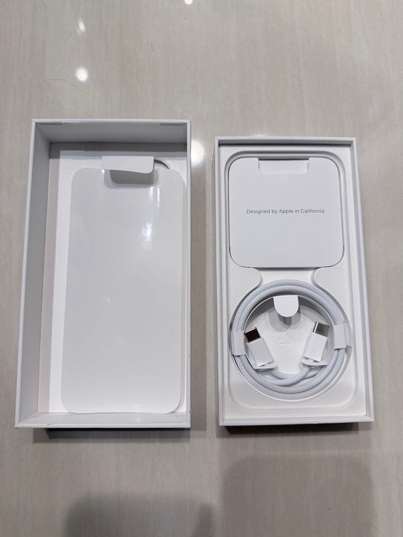 Apple iPhone 15 Pro 128GB ホワイト SIMフリー