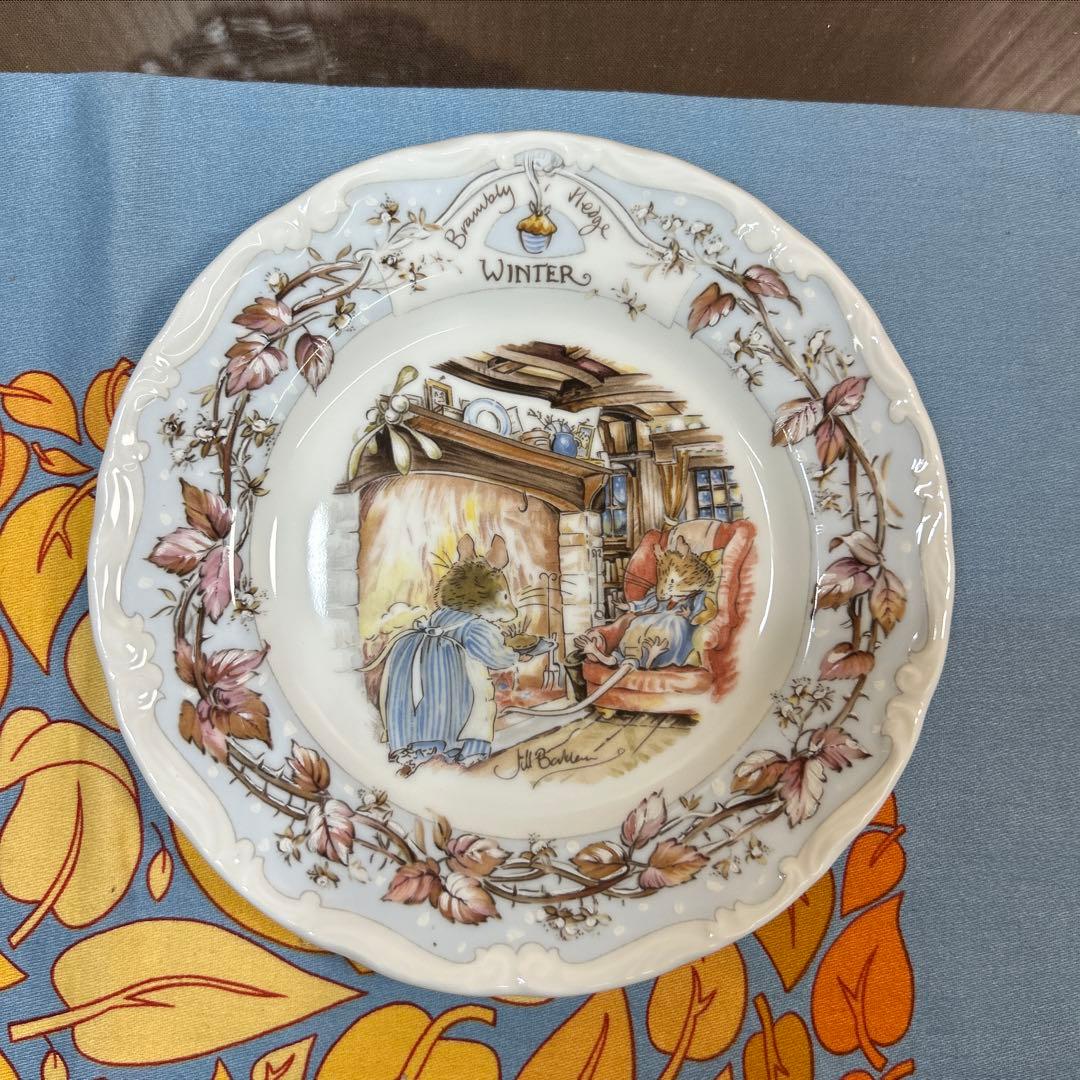 ブランベリーヘッジ　16センチプレート　春夏冬　3枚　美品