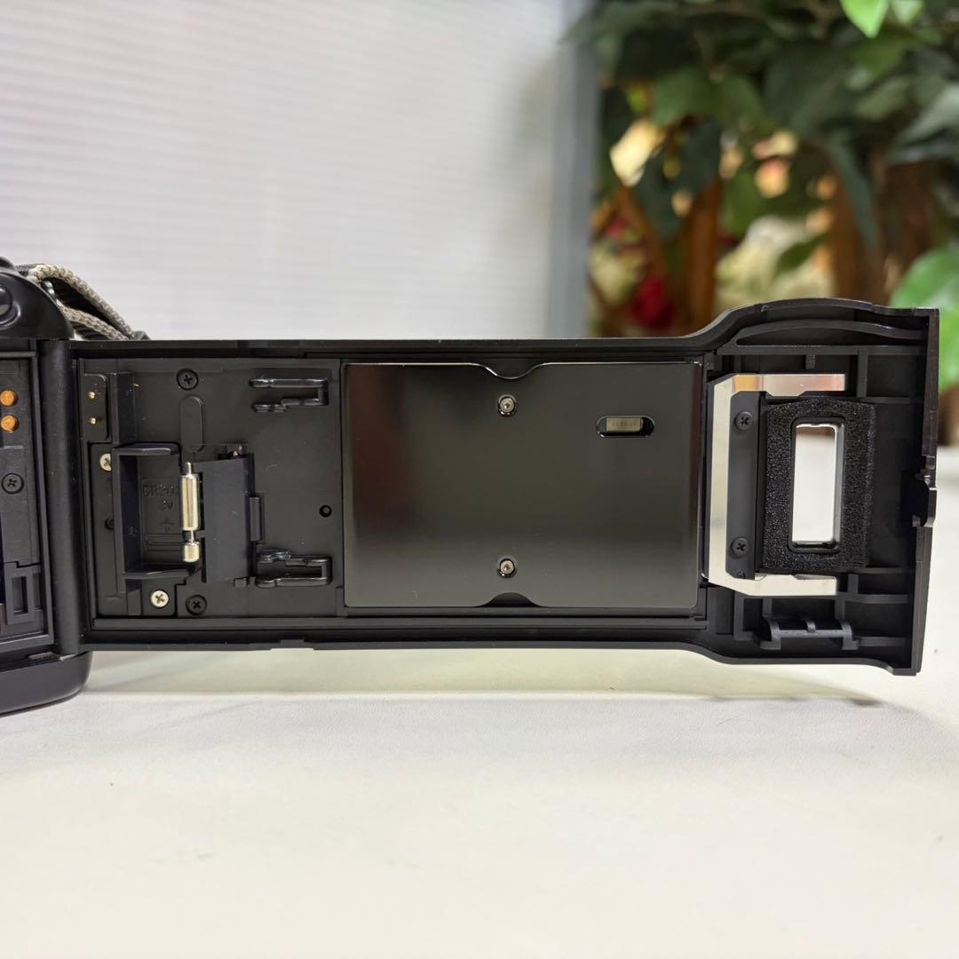 Canon EOS 1000S SIGMA 望遠レンズ付き ジャンク品