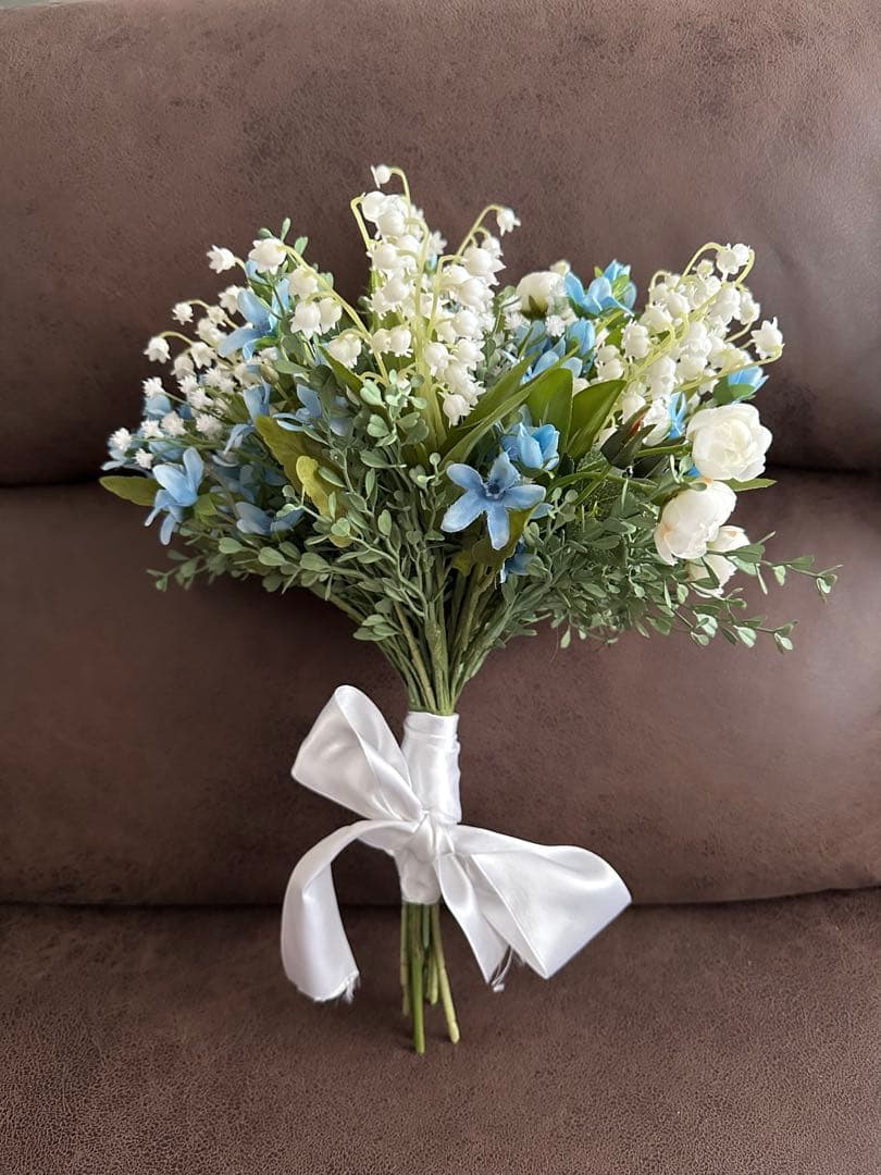 【結婚式 新郎新婦 造花】青と白ブーケ コサージュセット