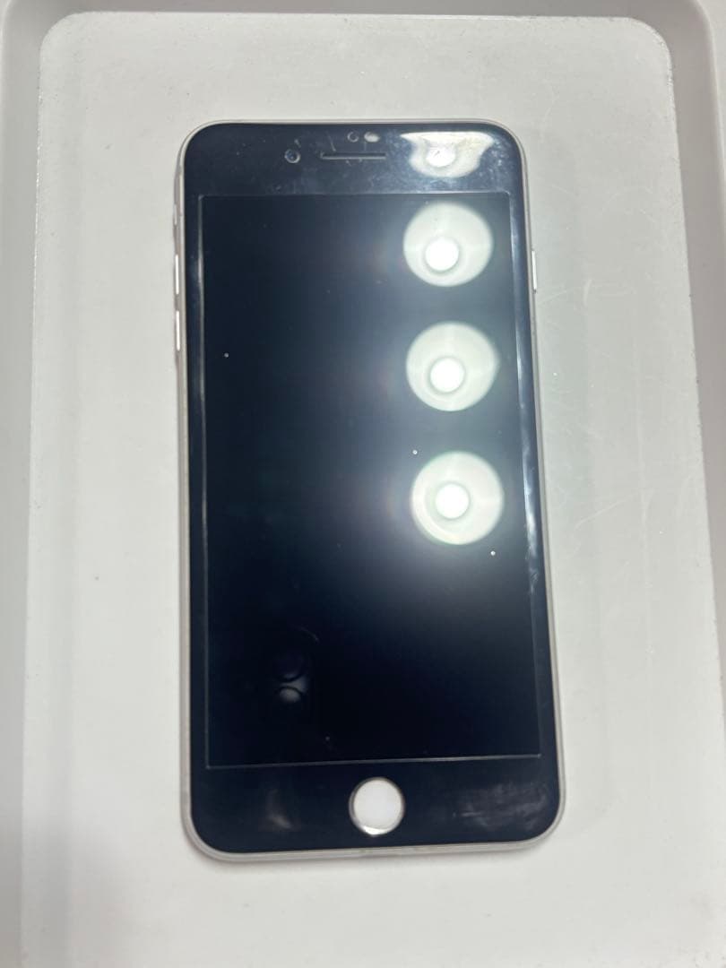 Apple iPhone 8 Plus シルバー 本体