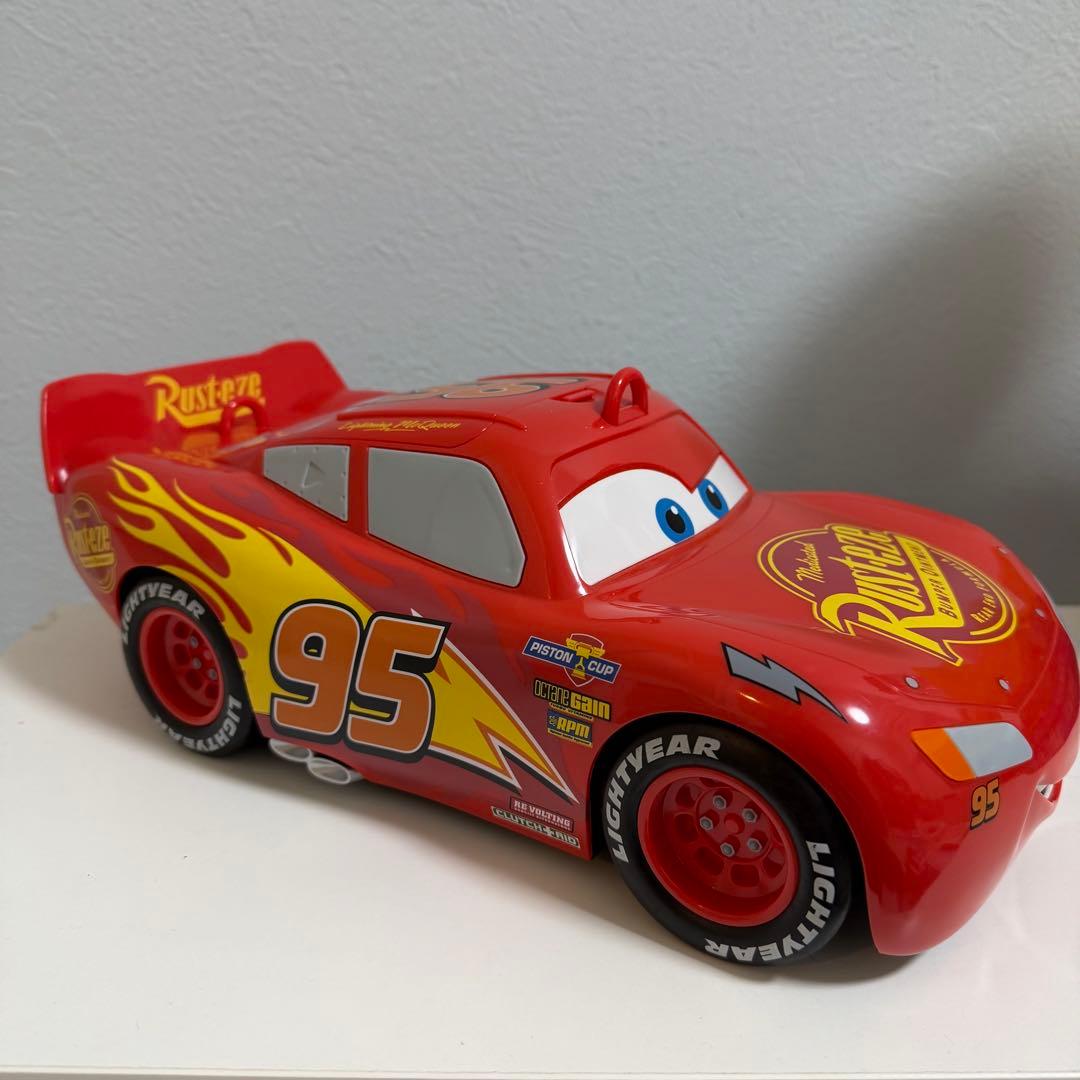 に*ょ様 東京ディズニーランド　カーズポップコーンバケット　マックイーン　ストラ