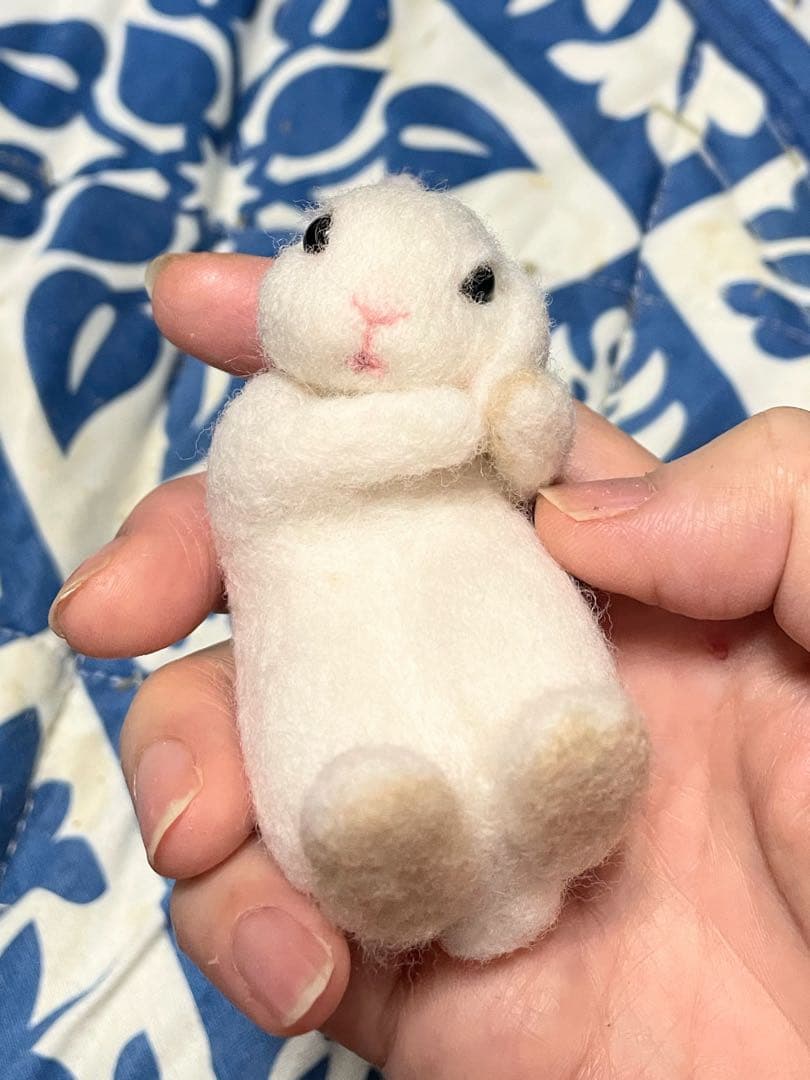 確認用　羊毛フェルト　うさぎ　ティモテ　白　ホワイト