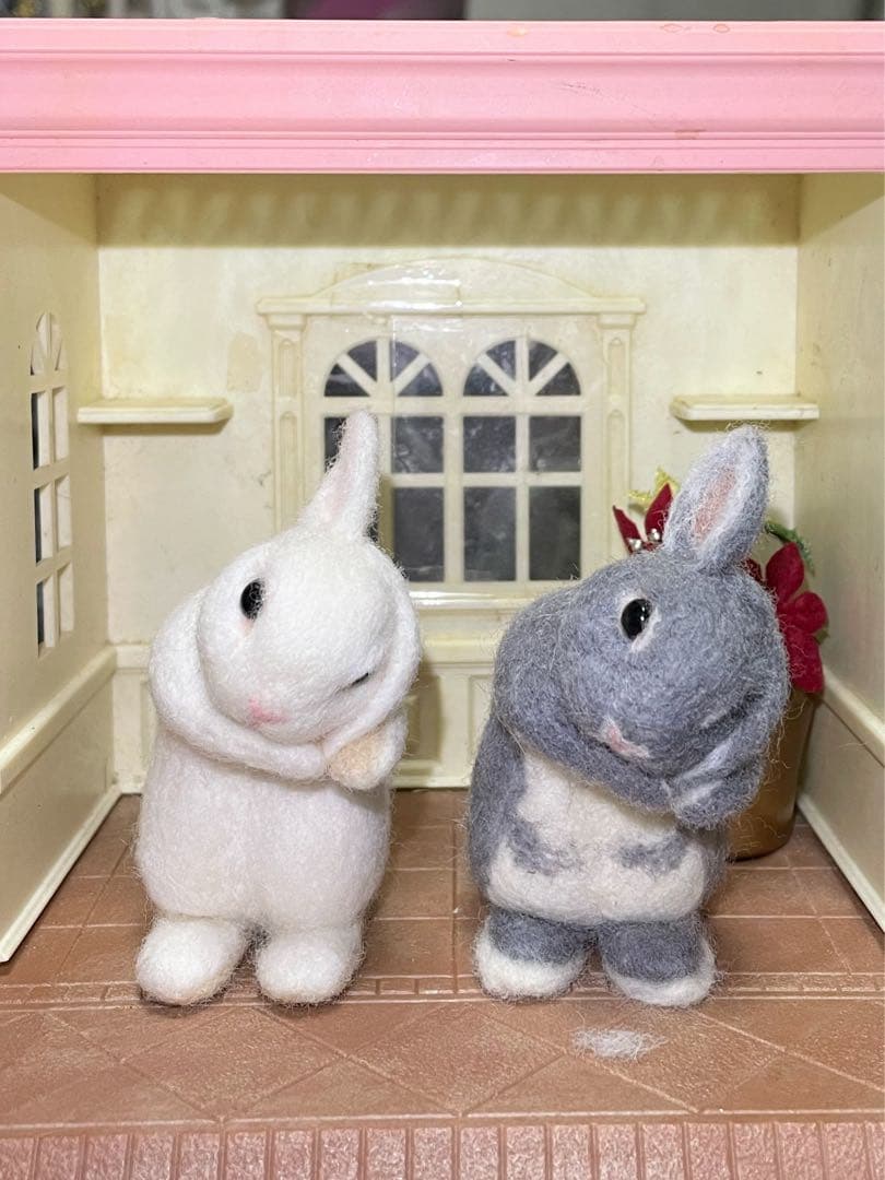 確認用　羊毛フェルト　うさぎ　ティモテ　白　ホワイト