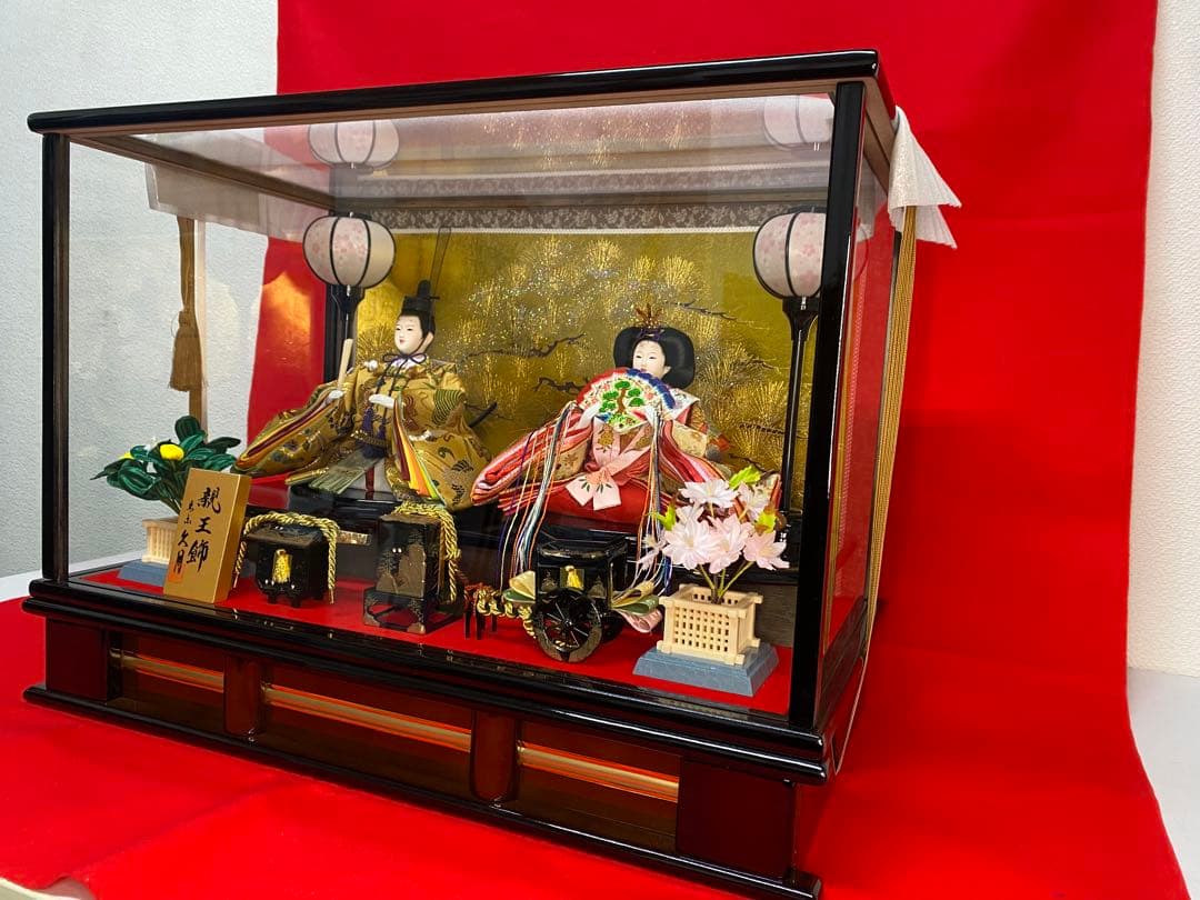 東京久月　雛人形　親王飾りアクリルケース入・間口約５６×奥行約３３×高さ約４０㎝