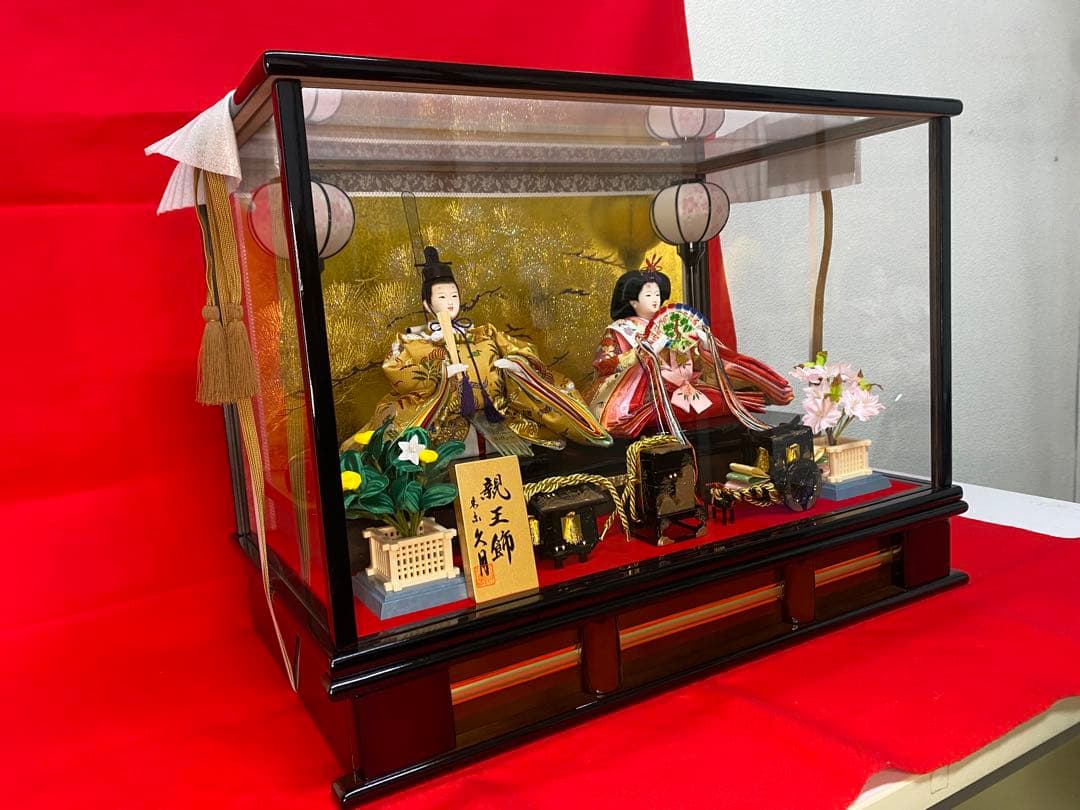 東京久月　雛人形　親王飾りアクリルケース入・間口約５６×奥行約３３×高さ約４０㎝