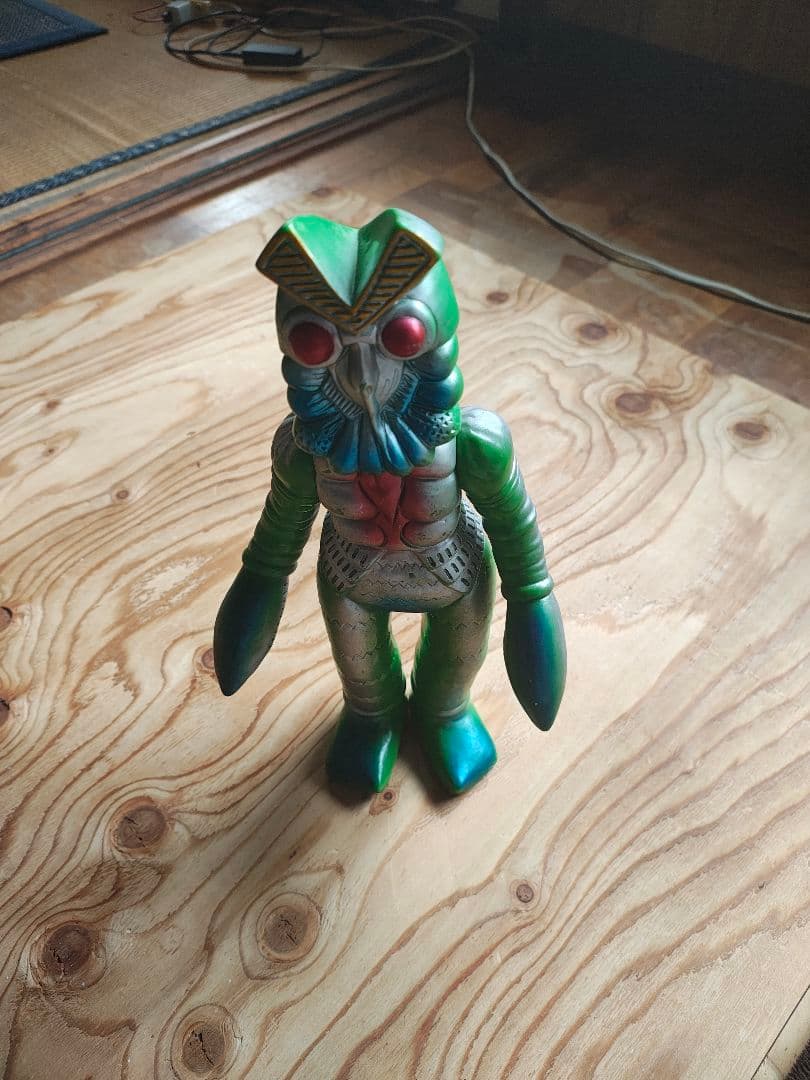 ブルマァク　バルタン星人　ジャイアントサイズ（約37㌢）25周年記念