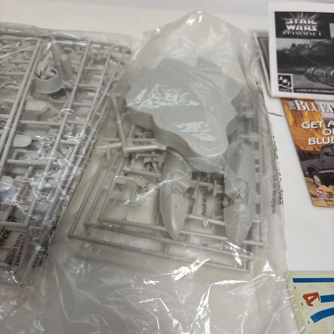 新品　ERTL社製　スター・ウォーズ エピソード1 アナキンズ ポッドレーサー