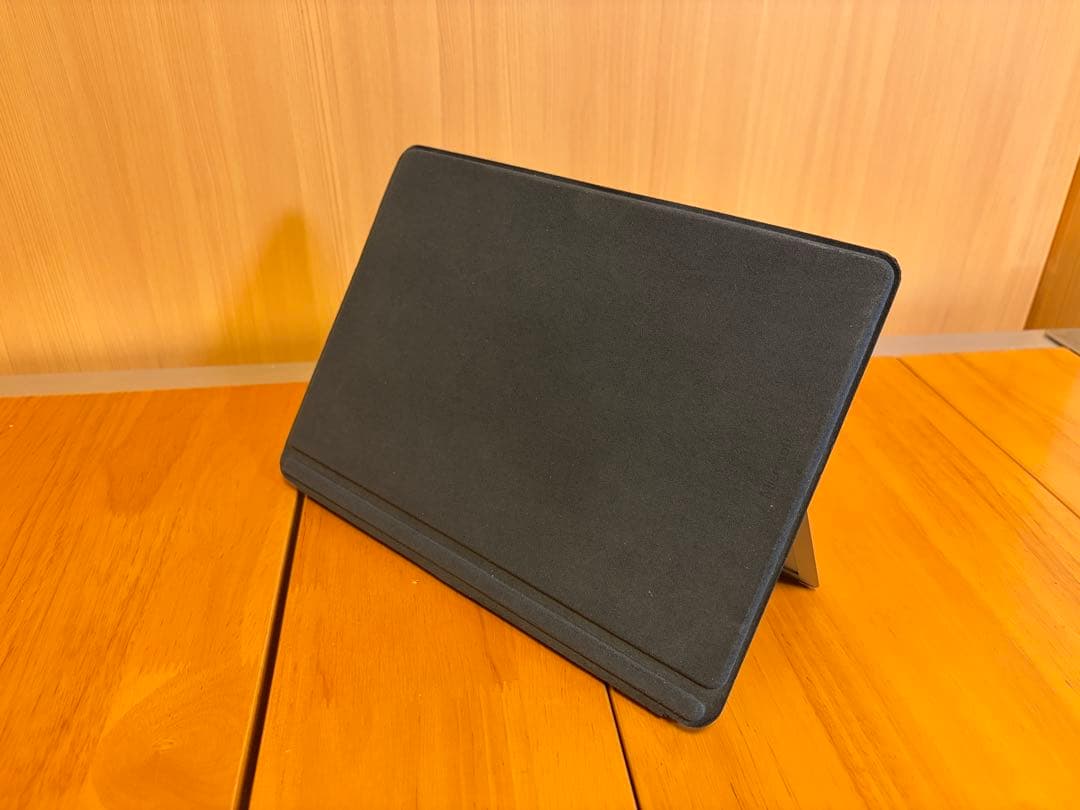 【VMVMVM】Surface Go+カバー