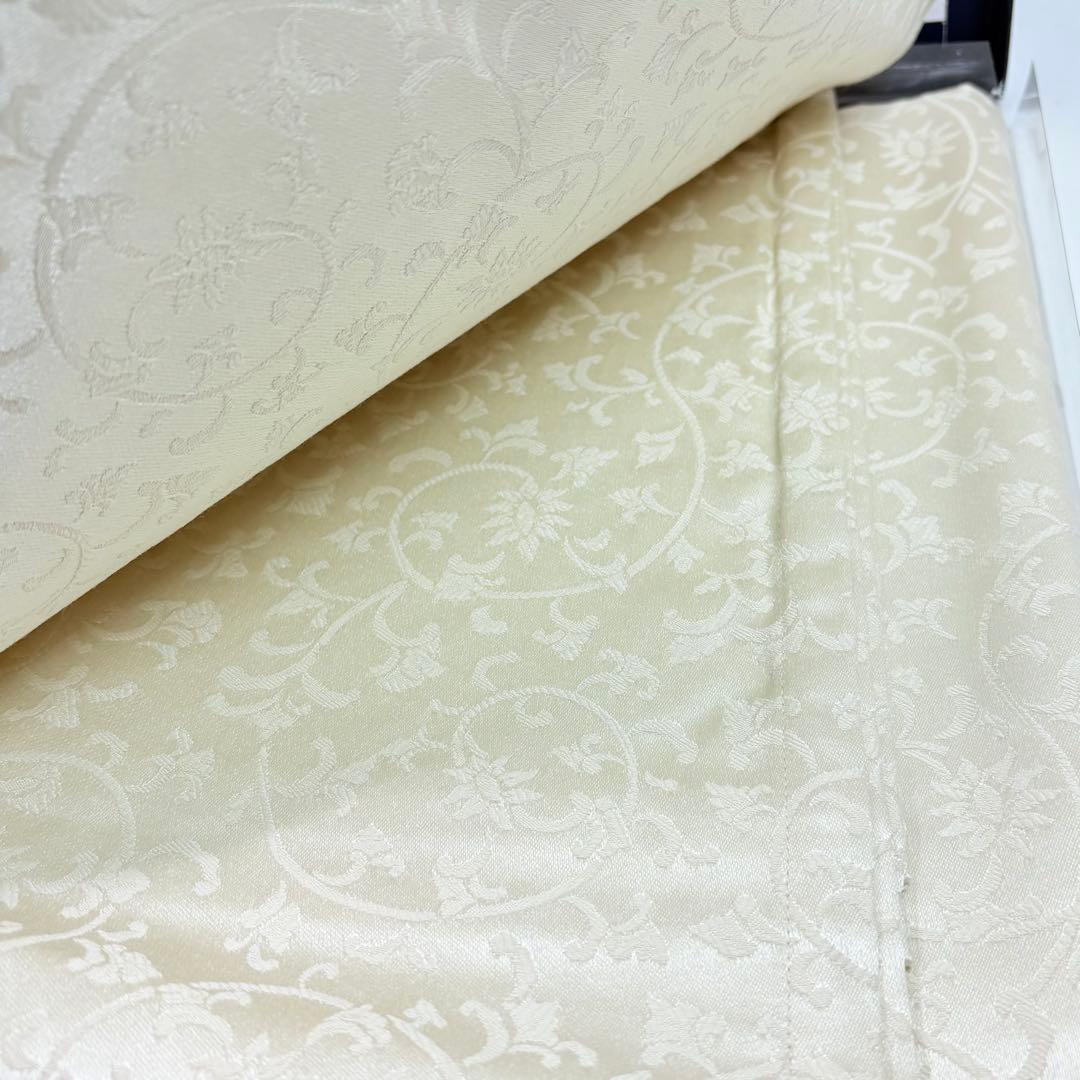 源右衛門 源コレクション テーブルクロス　唐花文