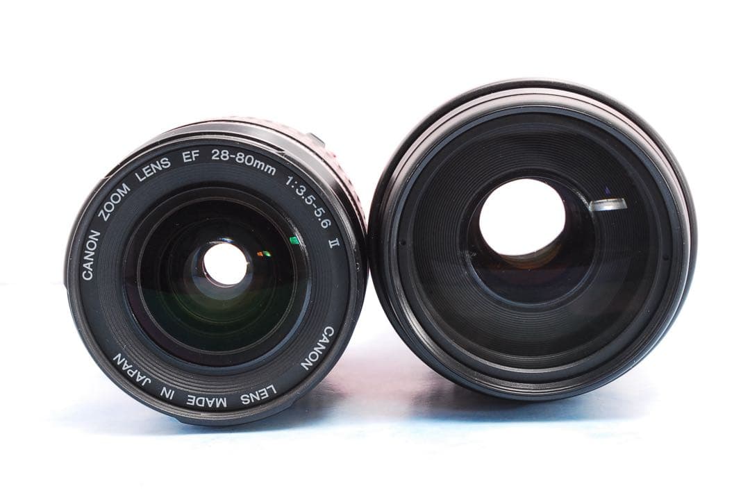 キヤノン Kiss X4★一眼レフカメラ★Wレンズ★S数僅か100回！