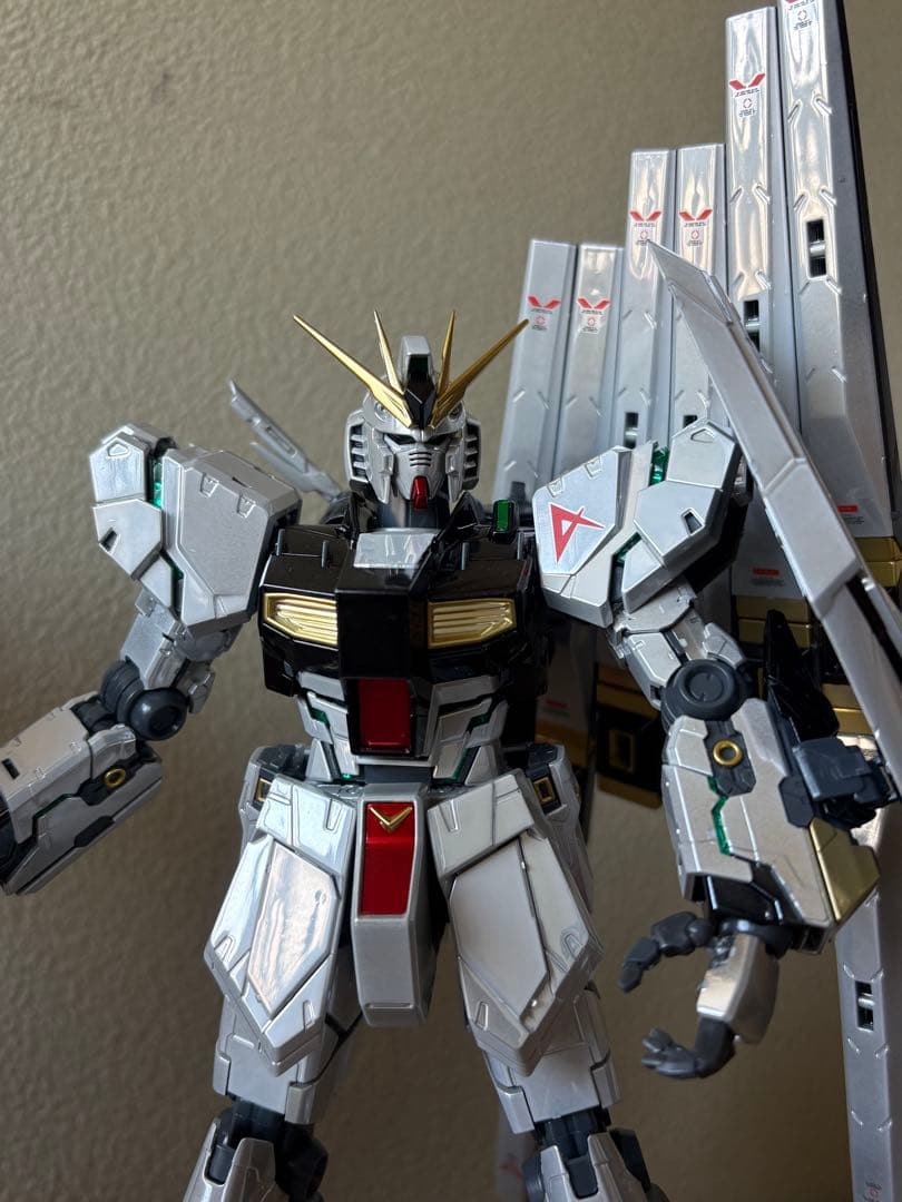 MG 1/100 ver.ka νガンダム　サザビー　超メルカリ市中限定出品