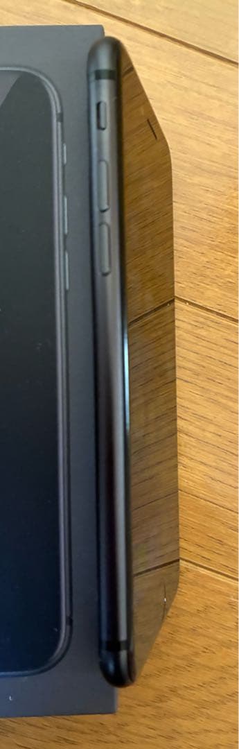 iPhone8 64GB スペースグレイ　画面割れなし　バッテリ87%