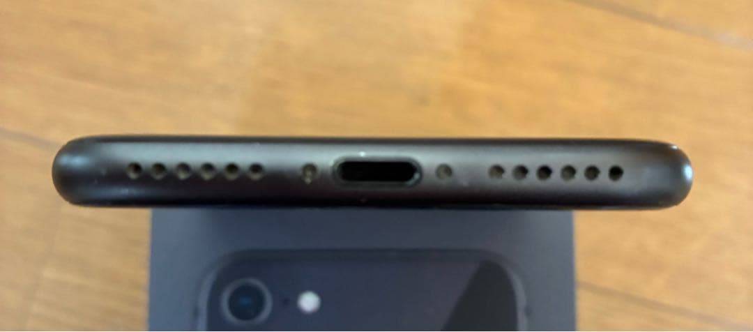 iPhone8 64GB スペースグレイ　画面割れなし　バッテリ87%