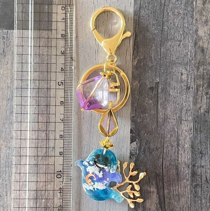 HappyHalloween❤雲レジンのゴーストと手染めビーズのキーリング♡