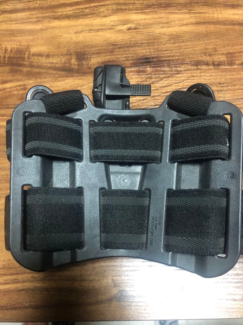 BLACKHAWK レッグプラットフォーム　レプリカCQCホルスターセット