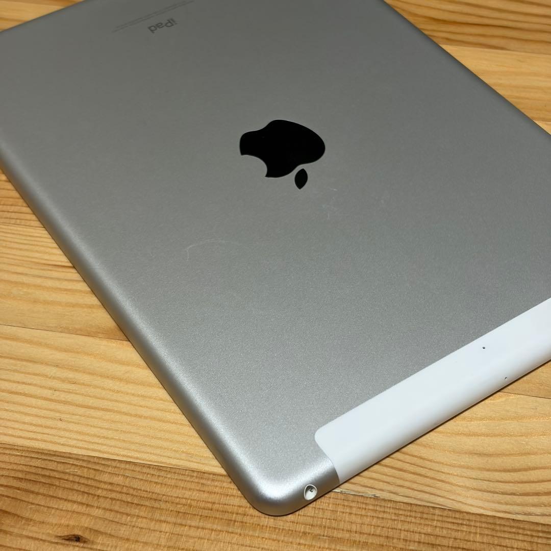 h*o様 iPad 第五世代 32GB セルラーモデル 53804