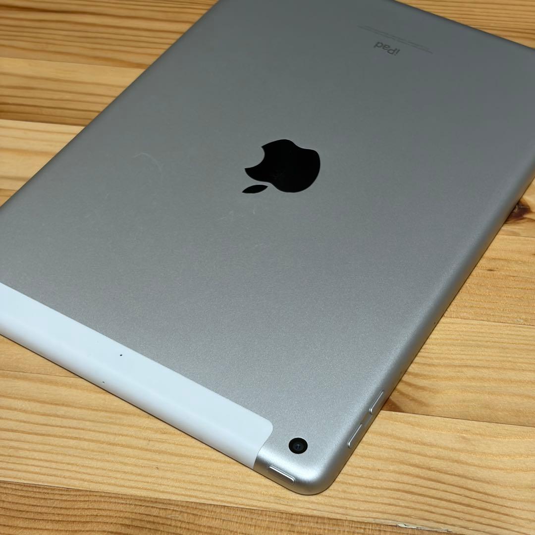 h*o様 iPad 第五世代 32GB セルラーモデル 53804