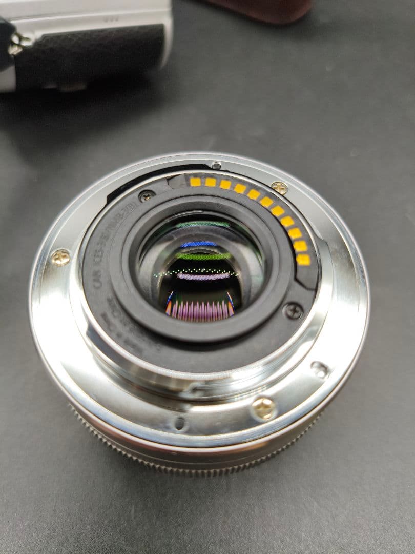 Panasonic Lumix DMC-GF7 12-32レンズ付
