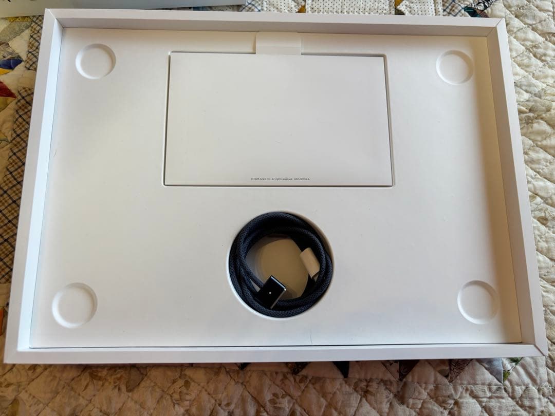 Apple MacBook Air M4 メモリ16GB 容量512GB