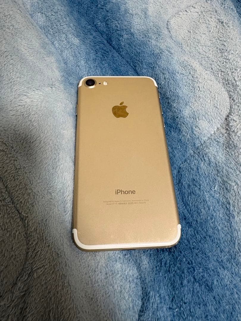 iPhone7 128GB ゴールド