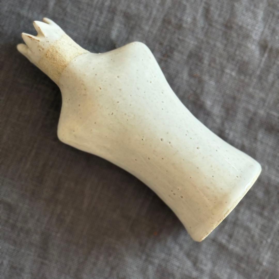 鹿児島睦さん　王子さまの一輪挿し