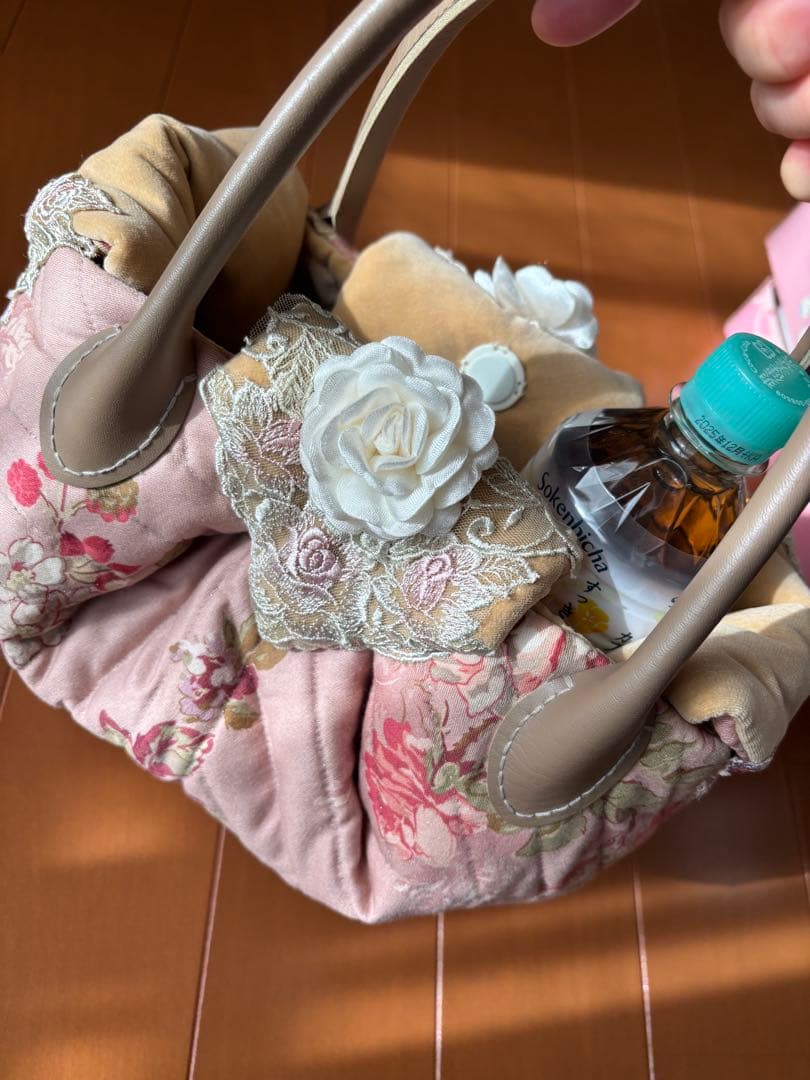 ハンドメイド　一点物　バッグ　レディース　ローズモチーフ　レース　花柄　ローズ