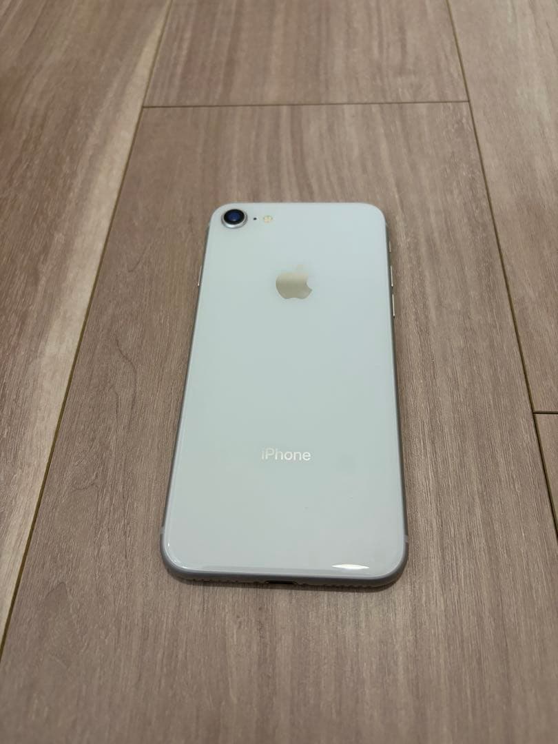 iPhone 8 64GB シルバー 箱・付属品あり