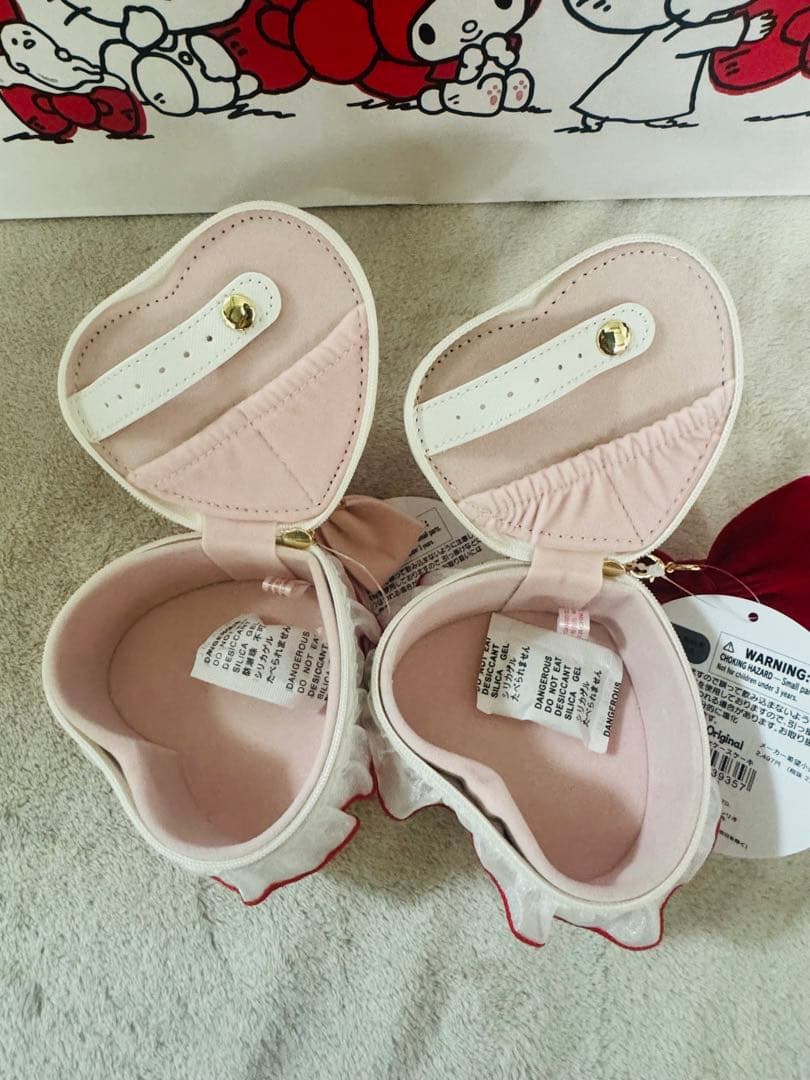 サンリオ　アクセサリーケース（ショートケーキ）キティーとマイメロディ　2点セット