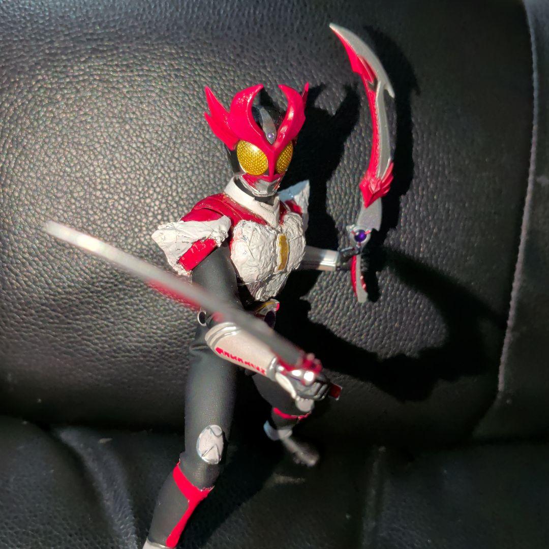 真骨彫カスタムS.H.Figuarts 　アギト　シャイニングフォーム