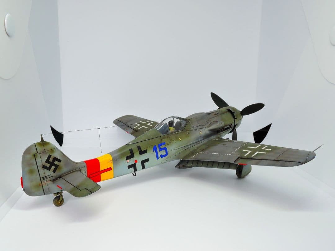 【プラモデル完成品】タミヤ 1/48 フォッケウルフ Fw190 D-9