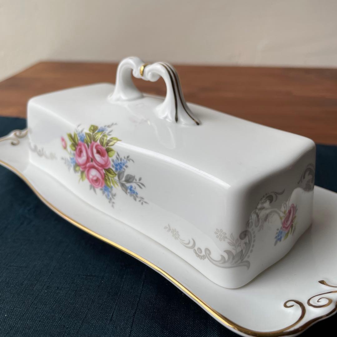 イギリス製　ロイヤルアルバート　陶器　バターケース