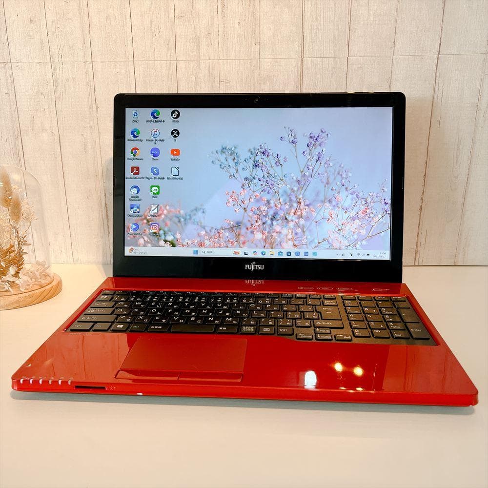 ✨月末セール✨富士通ノートPC 第5世代 SSD240GB HN303