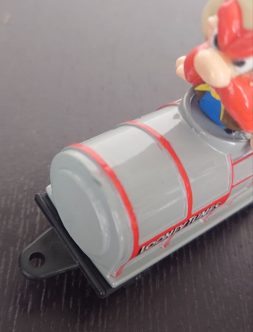 LOONEY TUNES ルーニー・テューンズ ダイキャストメタルトレイン 列車