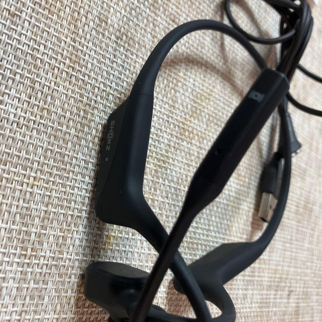 SHOKZ OPENCOMM2 骨伝導イヤホン