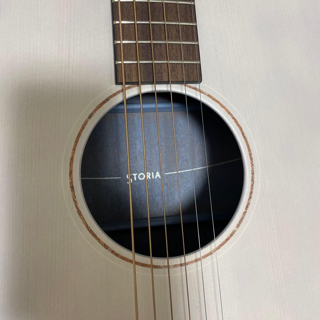 Yamaha STORIA ホワイトアコースティックギター