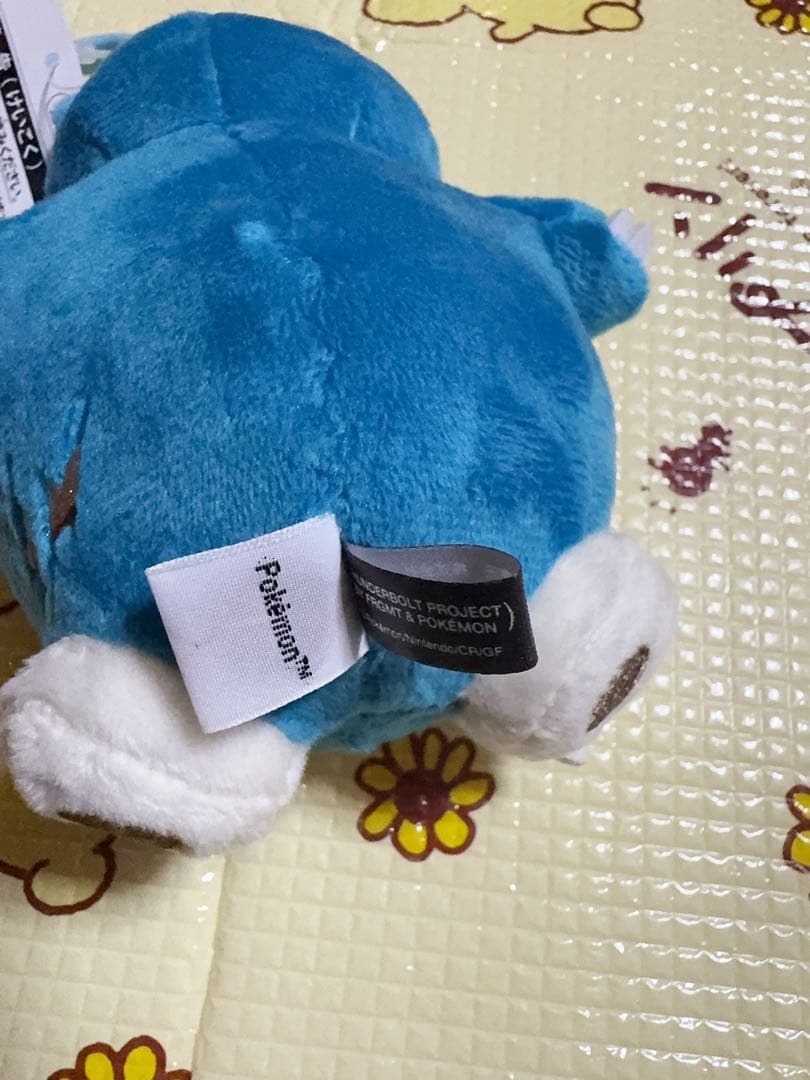 FRAGMENT x POKEMON カビゴン　キーホルダー　S