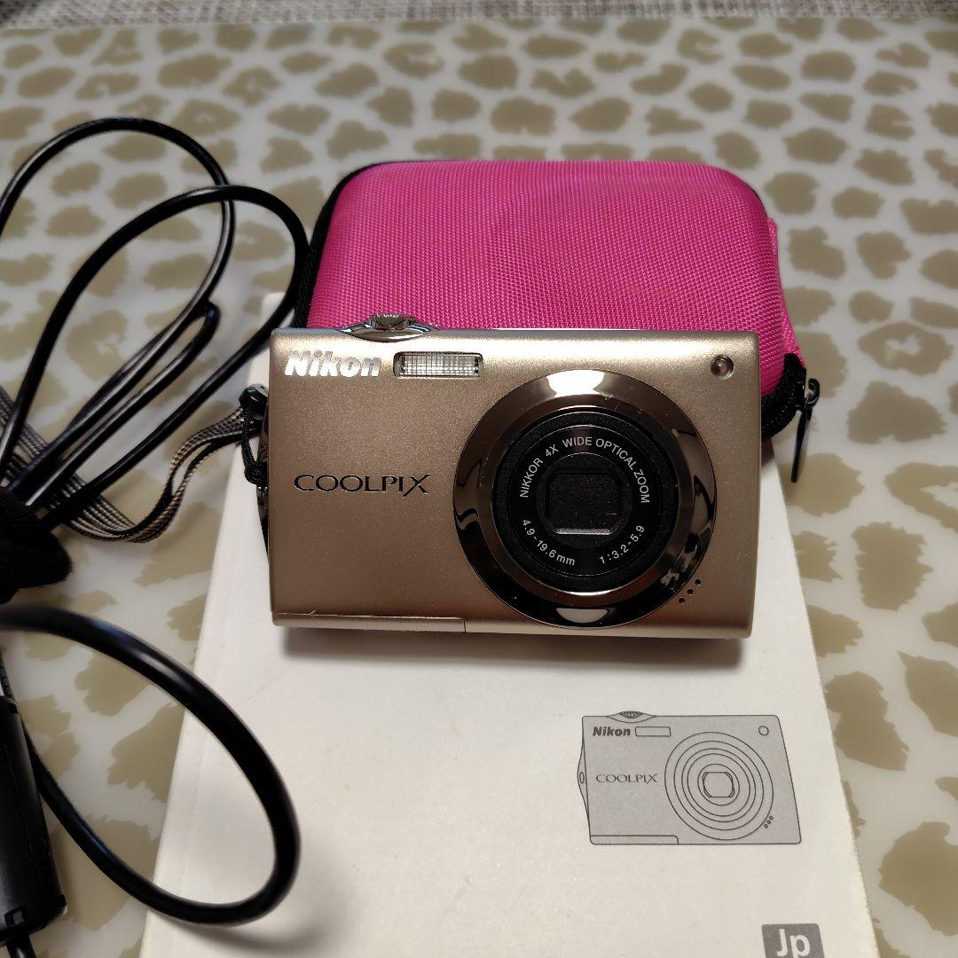 Nikon COOLPIX ❤ デジタルカメラ❤ケース付き