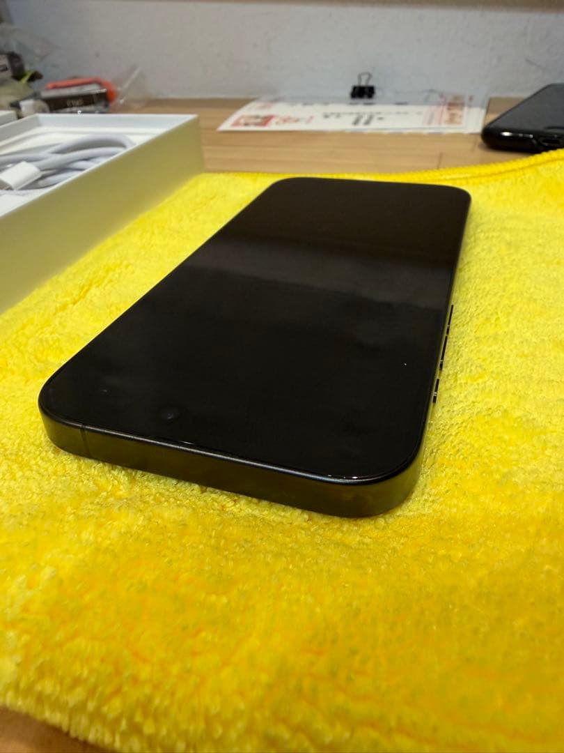 iPhone 15Pro ブラック128GB SIMフリー　即日発送致します