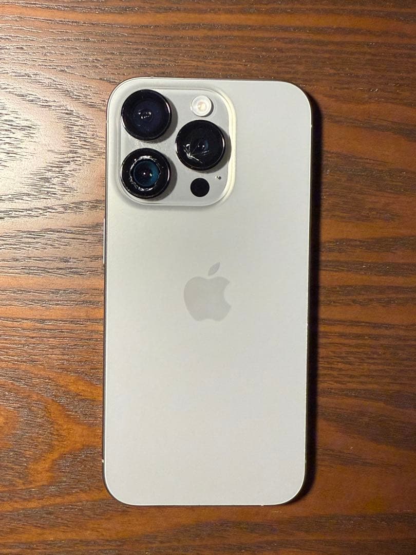 【全体的に状態が悪い】iPhone 15 Pro 256GB 本体 SIMフリー