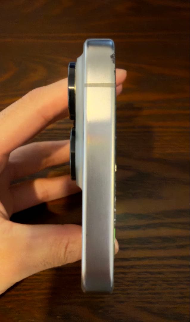 【全体的に状態が悪い】iPhone 15 Pro 256GB 本体 SIMフリー