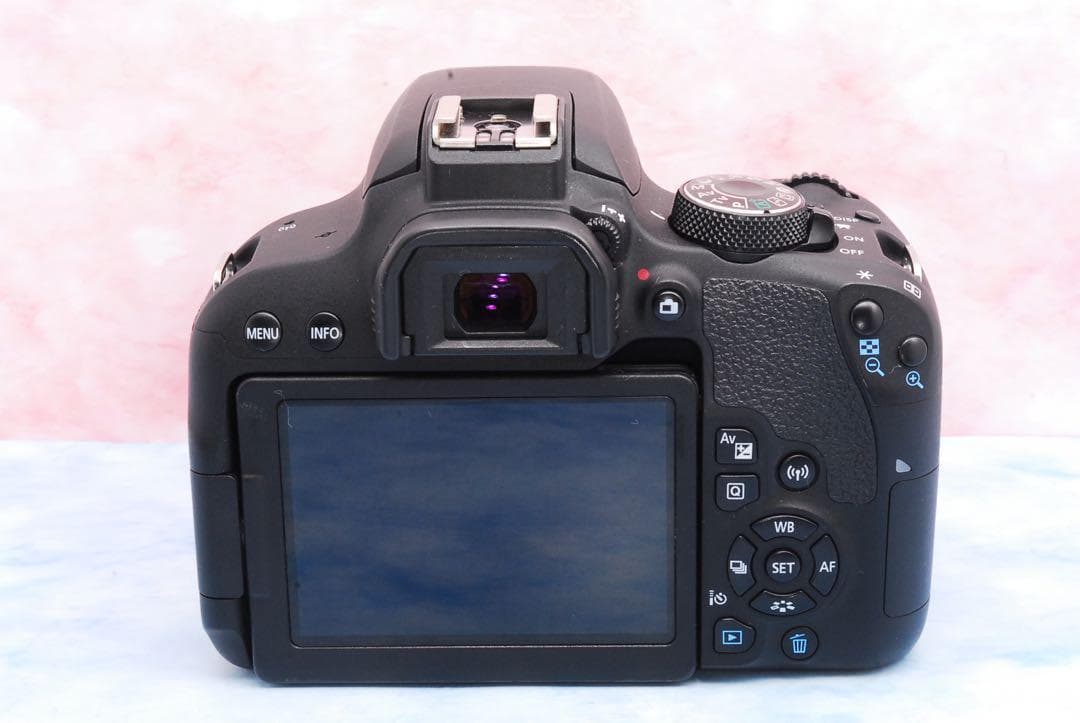 Canon kiss X9i☆一眼レフカメラ☆美品☆手ぶれ補正Wレンズ☆