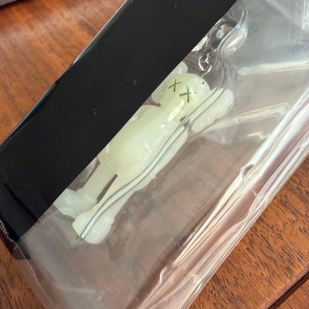 KAWS 2009年製 OriginalFake 正規品 キーホルダー 5体