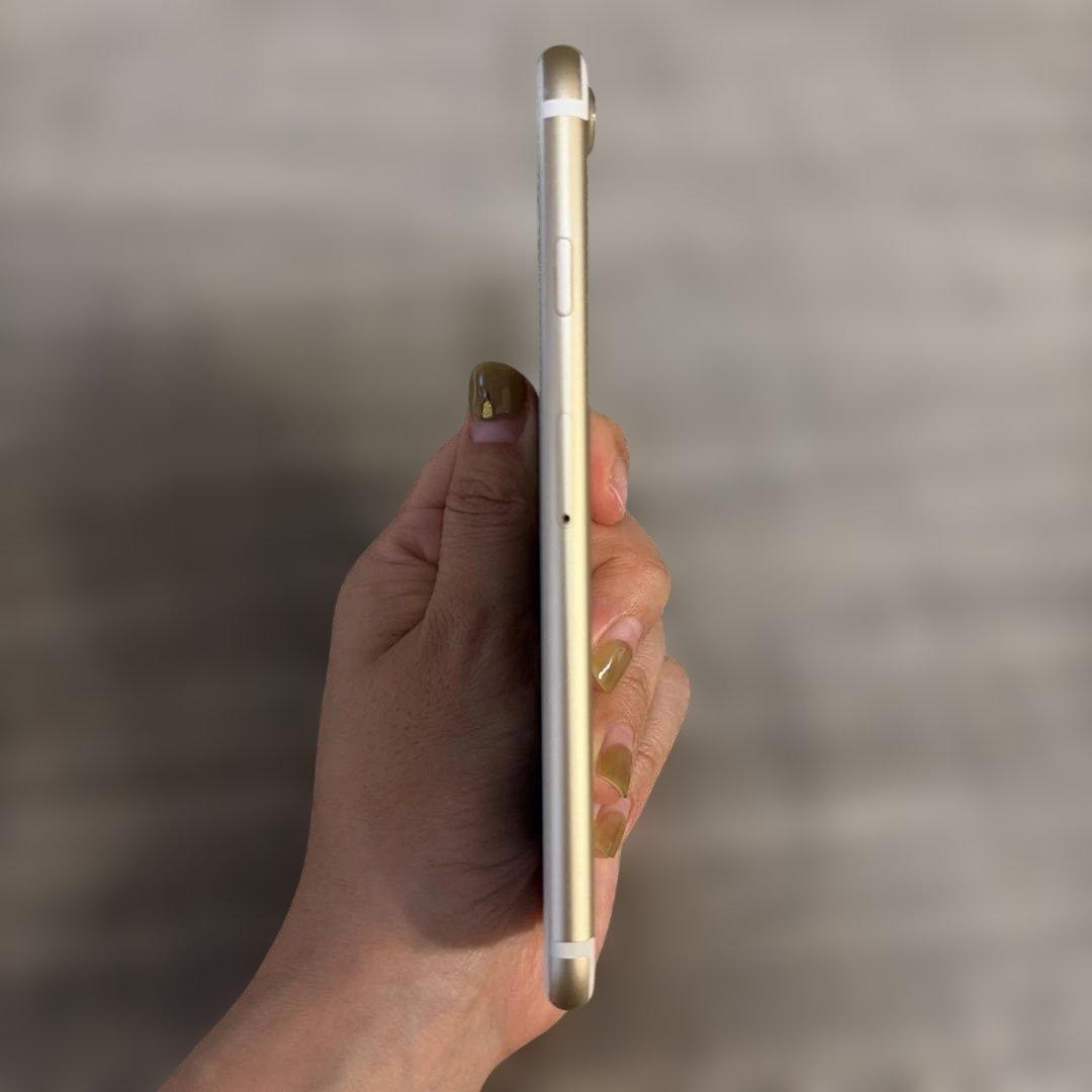 Apple iPhone 7 ゴールド　128G