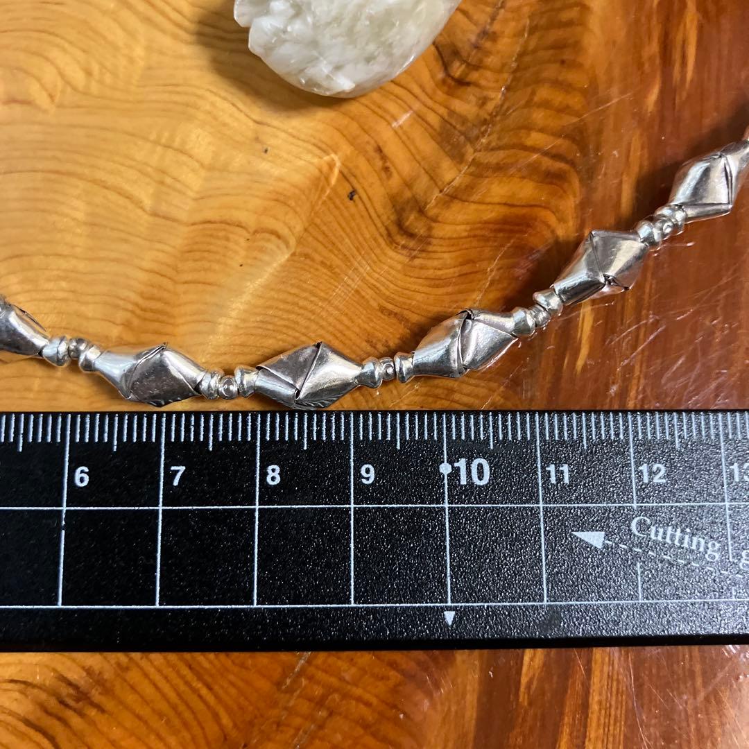 カレンシルバー　供物入れのビーズのマンテルタイプ大ぶりブレスレット