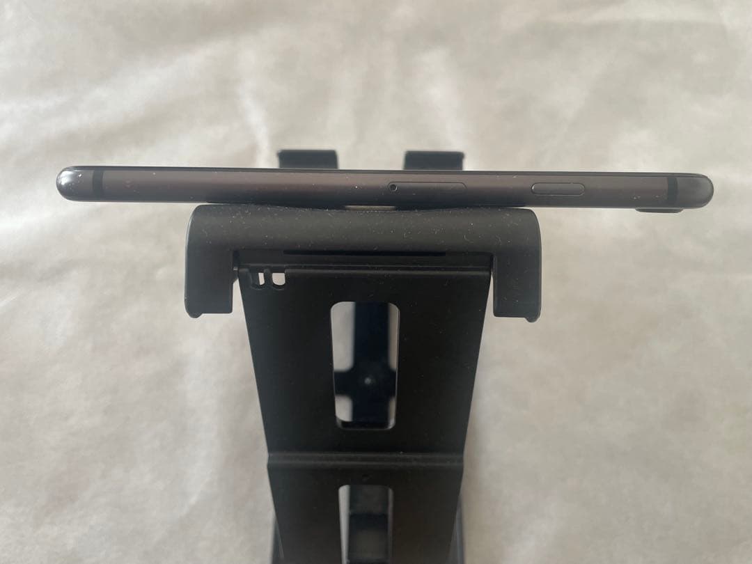 Apple iPhone 8ブラック 本体　64GB SIMフリー