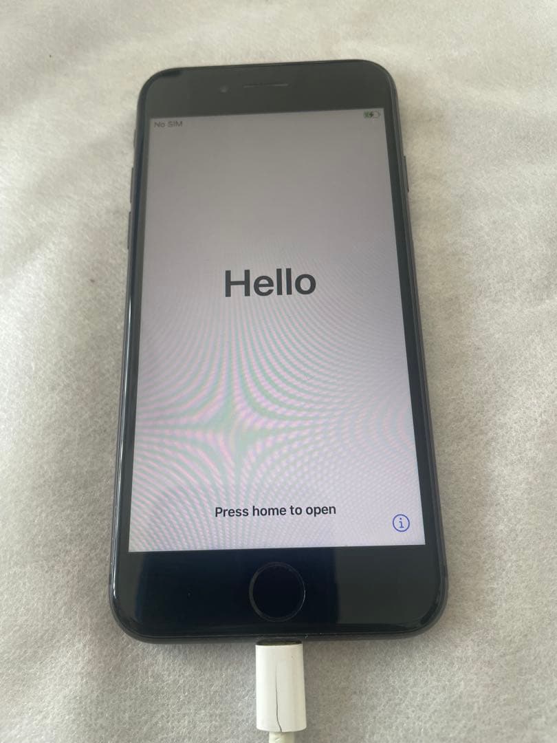Apple iPhone 8ブラック 本体　64GB SIMフリー